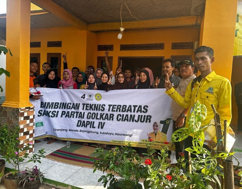 Gelar Bimtek Saksi Terbatas 1154 TPS Dapil Cianjur IV, Teh Metty Ajak Kader Bersatu Menangkan Golkar