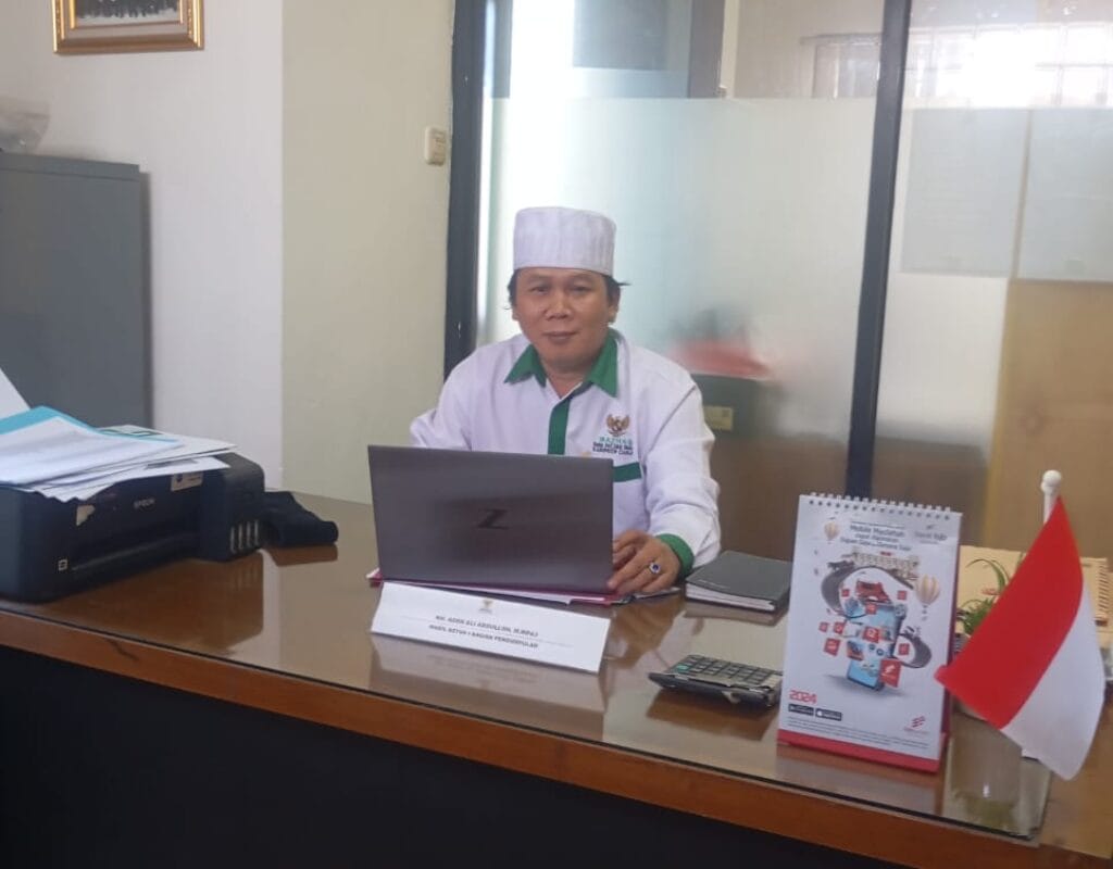 Program Infak Siswa SD dan SMP Membangun Kepekaan Sosial Sejak  Dini